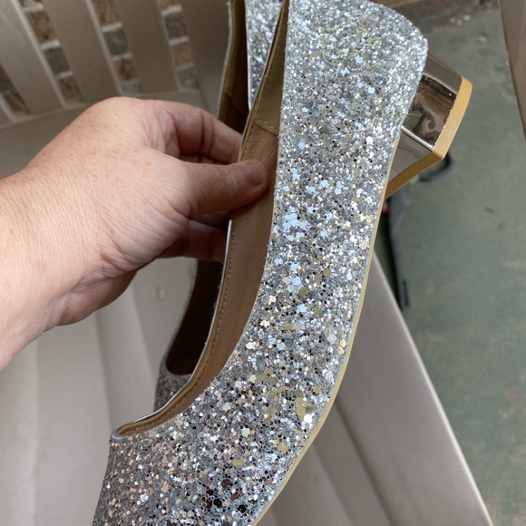 Sparkly Silver Glitter Pointed-Toe Flats - Picture 4 of 10